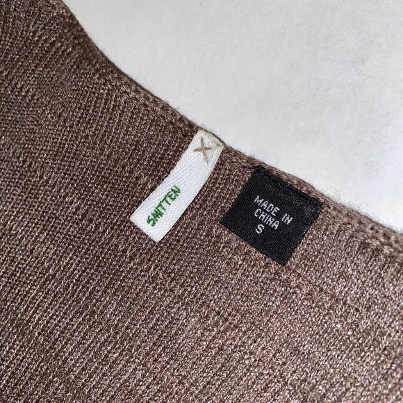 Smitten Sequin Sweater - Picture 2 of 5